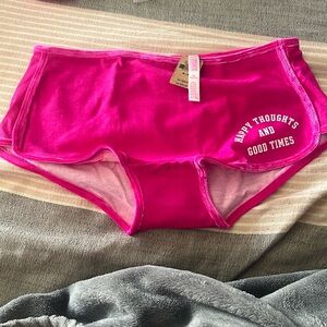 VS Velvet trim boyshort